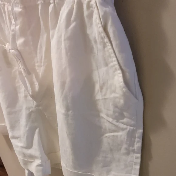 Joe Fresh White Ladies Shorts - Picture 7 of 7